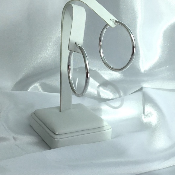 Sterling 3mm Round Tube Hoop Earrings - Picture 6 of 16